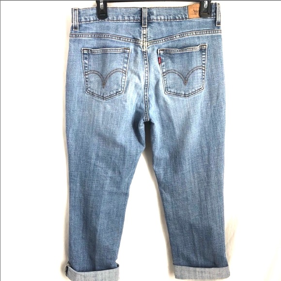 Levi’s 505 high waisted “mom jeans” - Picture 4 of 6